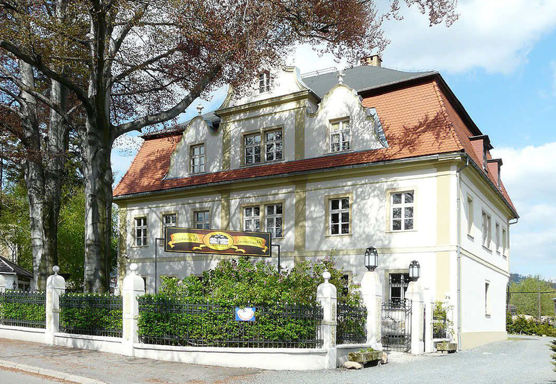 Pałac Smyrna Kowary Палац Смирна Ковари